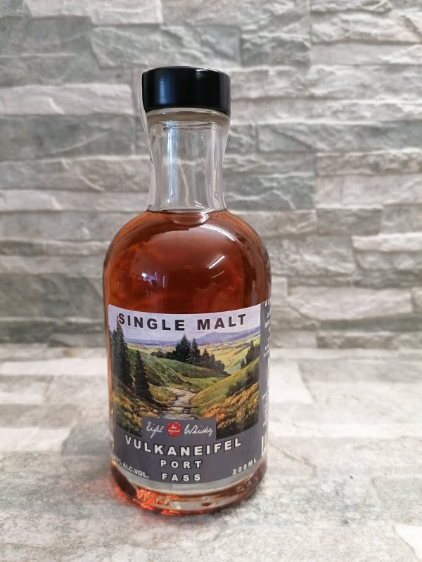 Eifel Whisky Single Malt Reserve "Vulkaneifel" 46%, 8 Jahre 0,2l